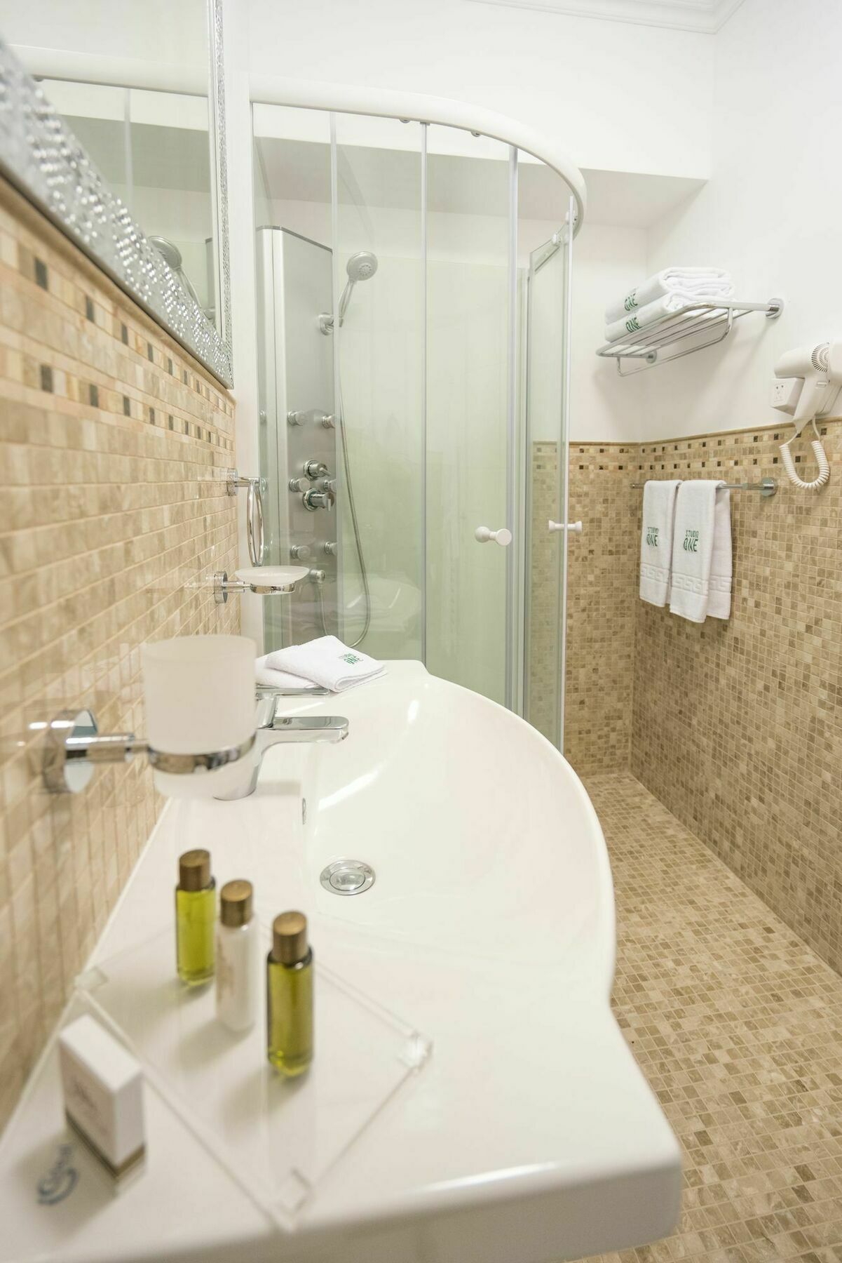 Studio One Accommodation Suites Bukareszt Zewnętrze zdjęcie